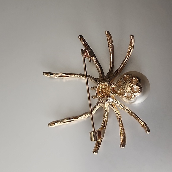 SPIDER Brooch Necklace Combo Simulated Pearl Gold - Picture 2 of 5
